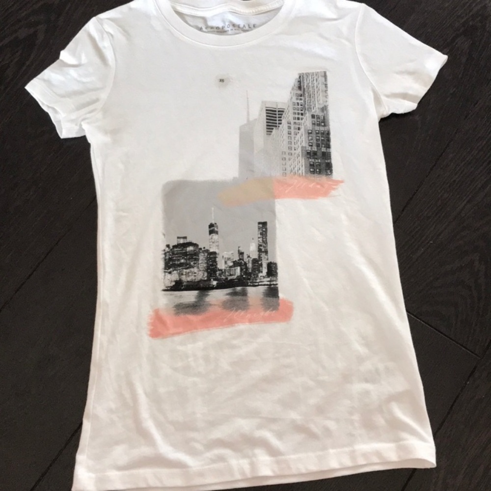 XS Aeropostale t-shirt